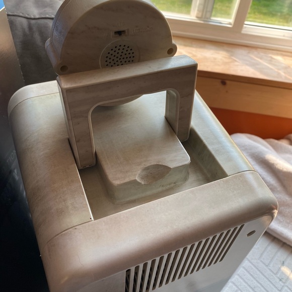 Call of Duty: Black Ops III Juggernog Edition for PS4 - Brown Mini-Fridge - Picture 9 of 15